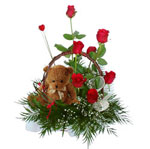 Flower Basket to Russia: this vibrant basket will certainly brighten up any occasion.
