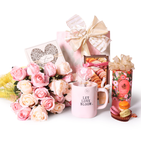 Tea and Macarons Gift Set